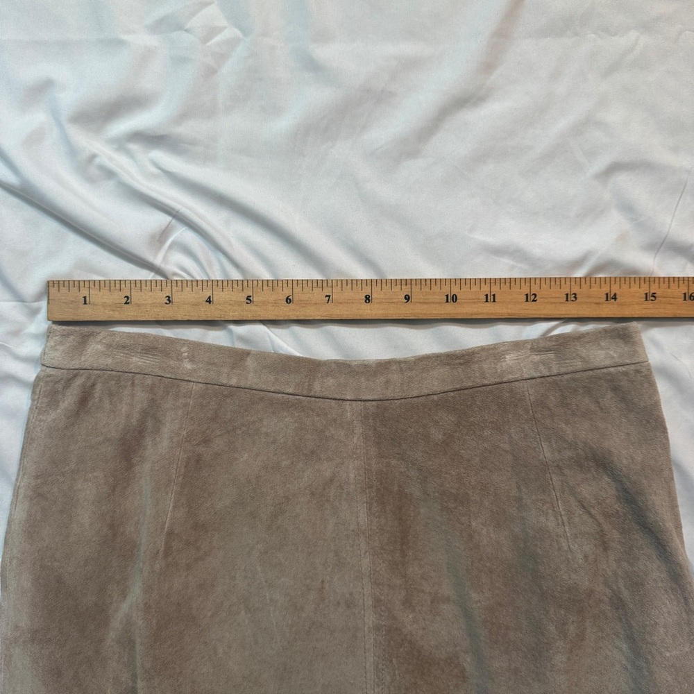 Vintage 90s Tan Genuine Suede Jacket Skirt Set w Floral Embroidery Boho Indie - Picture 14 of 15